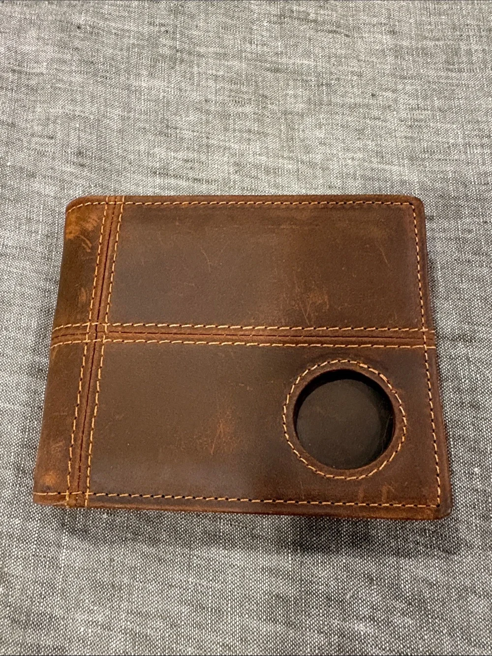 AirTag Wallet Mens RFID Blocking Genuine Bifold Leather Wallets